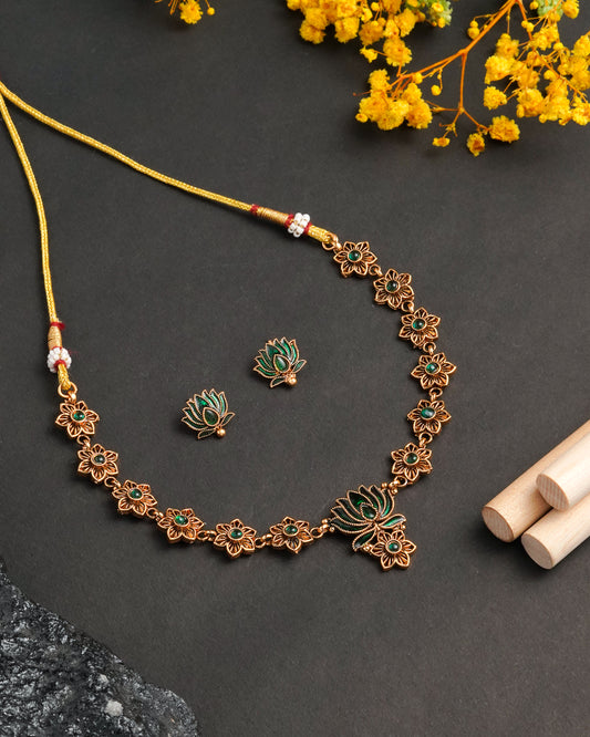 Traditional Gold Tone Floral Necklace Set with Green Stones