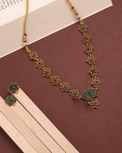 Traditional Gold Tone Floral Necklace Set with Green Stones