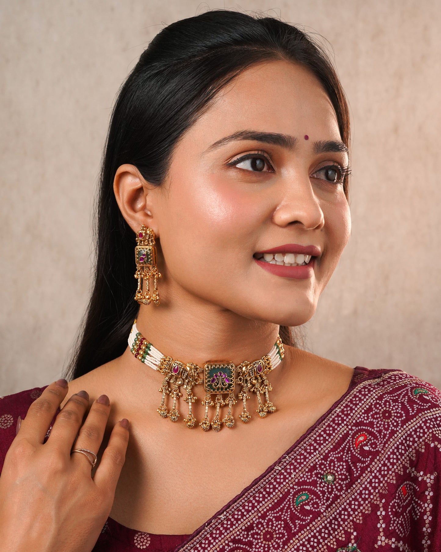 Traditional Indian Kundan Jewelry Set with Green & Red Stones